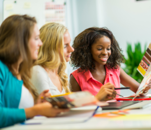 collaborating graphic designers